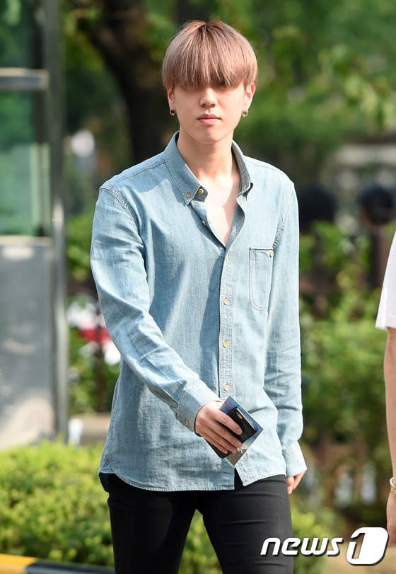 Tara A pink“ 上班路”斗艷 got7成員Jackson潮范十足【組圖】