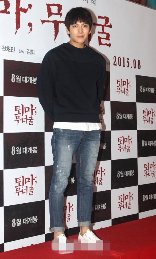 池昌旭素顏顯清秀 文根英紫發吸睛穿著顯老氣【組圖】