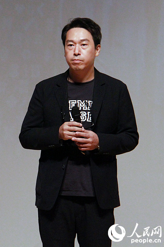 SM ARTIUM宣傳活動群星閃耀 SJ東海銀赫、f(x)、RedVelvet均現身【組圖】