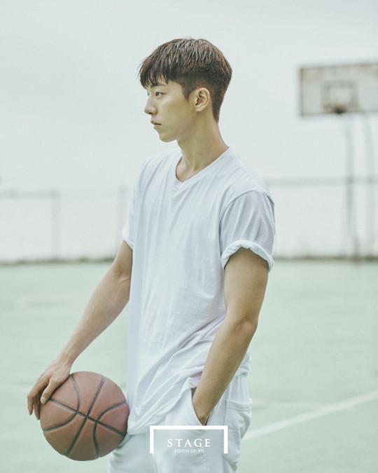 南柱赫夏日寫真公開　半裸上身秀肌肉【組圖】