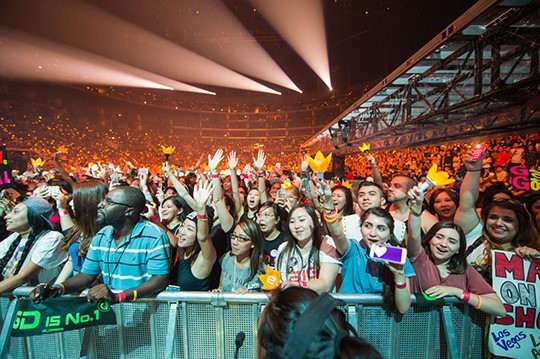 Bigbang世界巡演北美站開啟 粉絲狂熱氣氛爆棚【組圖】