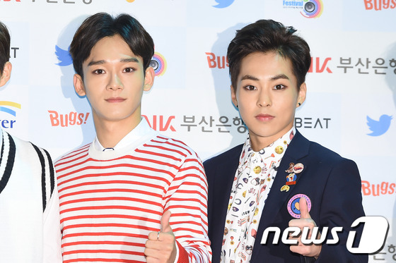 EXO混搭風裝扮現身超吸睛 與GOT7同場拼人氣【組圖】
