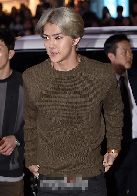 崔始源EXO世勛SHINee少女時代 運動裝扮亮相活力十足【組圖】