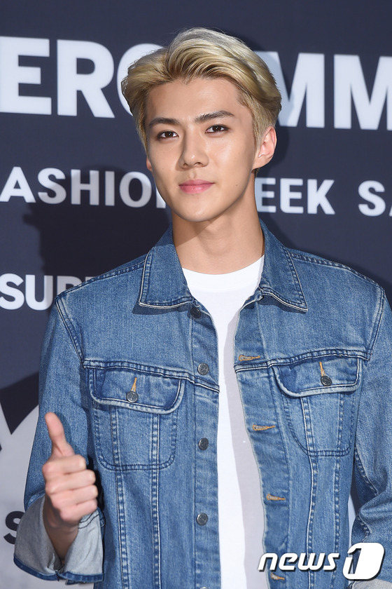 exo金有貞Beast現身看秀 世勛suho男友力爆棚【組圖】