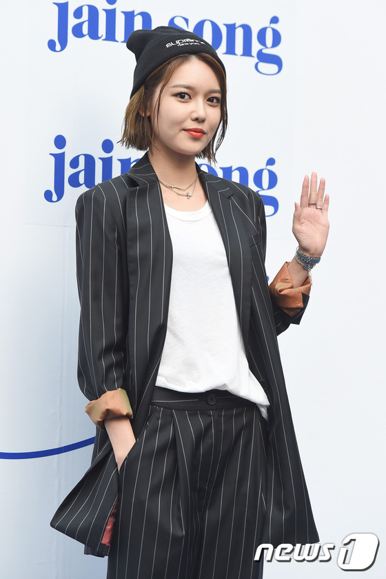 少女時代樸信惠李菲兒首爾時裝周比美 秀英男友風裝扮個性十足【組圖】