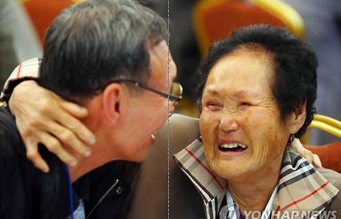 韓朝離散家屬開始進行第一輪團聚(組圖) 