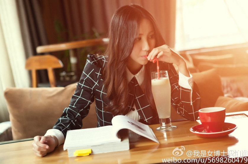 韓國“美女博士”街頭賣炒飯 美照曝光被贊“氣質優”（組圖）