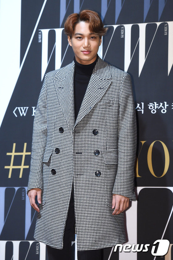 EXO樸信惠rain齊助陣公益活動 Jessica牽手妹妹鄭秀晶現身【組圖】