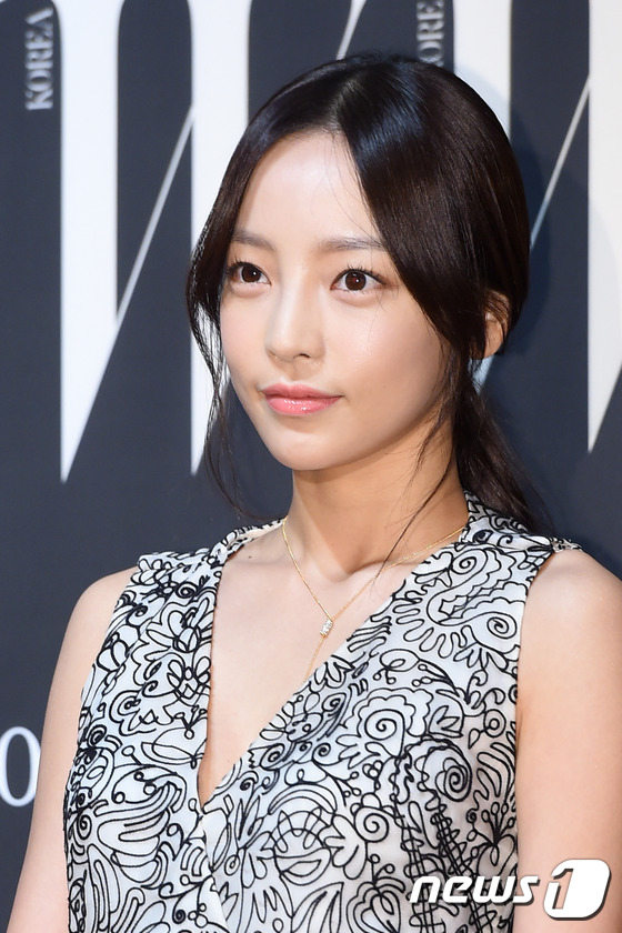 EXO樸信惠rain齊助陣公益活動 Jessica牽手妹妹鄭秀晶現身【組圖】