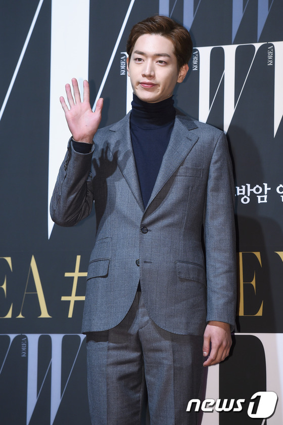 EXO樸信惠rain齊助陣公益活動 Jessica牽手妹妹鄭秀晶現身【組圖】