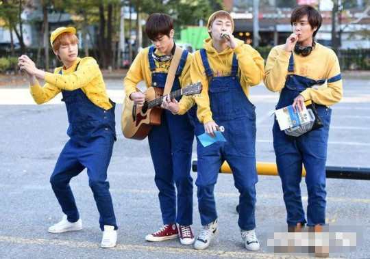 f(x)宋茜黑色裝扮現身“上班路” 鄭秀晶灰色西裝氣場十足【組圖】