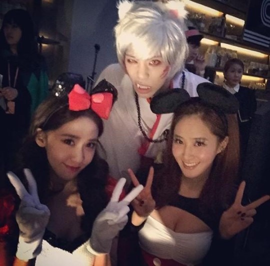 SM娛樂萬圣節派對嗨翻天 少女時代EXO孫妍在f(x)齊變裝【組圖】
