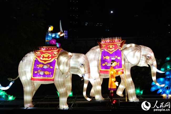 點亮首爾夜空的”首爾花燈節”