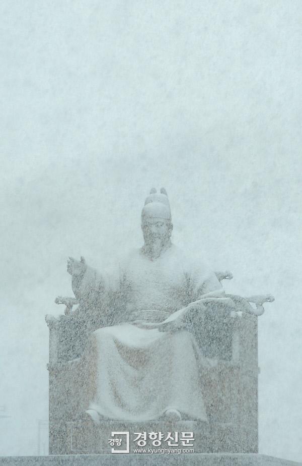 首爾普降大雪 韓國多地發布大雪警報【組圖】
