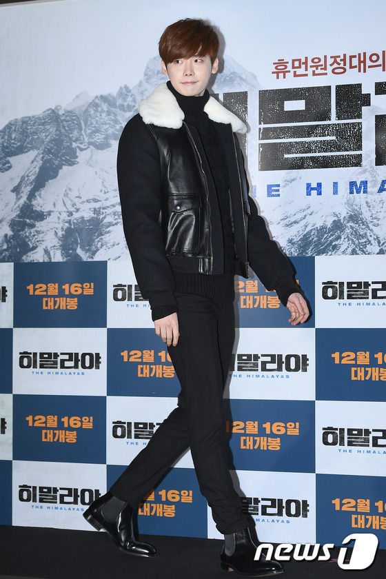 李鐘碩現身《喜馬拉雅》試映會 與玄彬同場比帥【組圖】