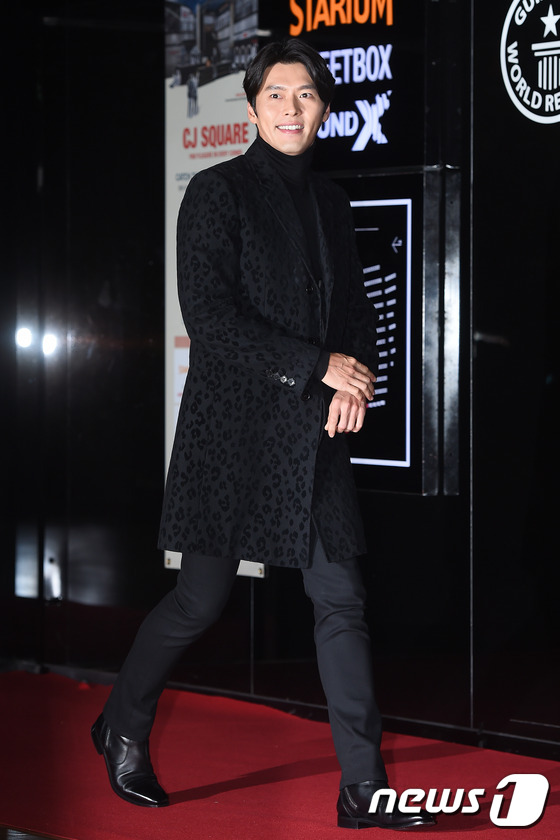 李鐘碩現身《喜馬拉雅》試映會 與玄彬同場比帥【組圖】