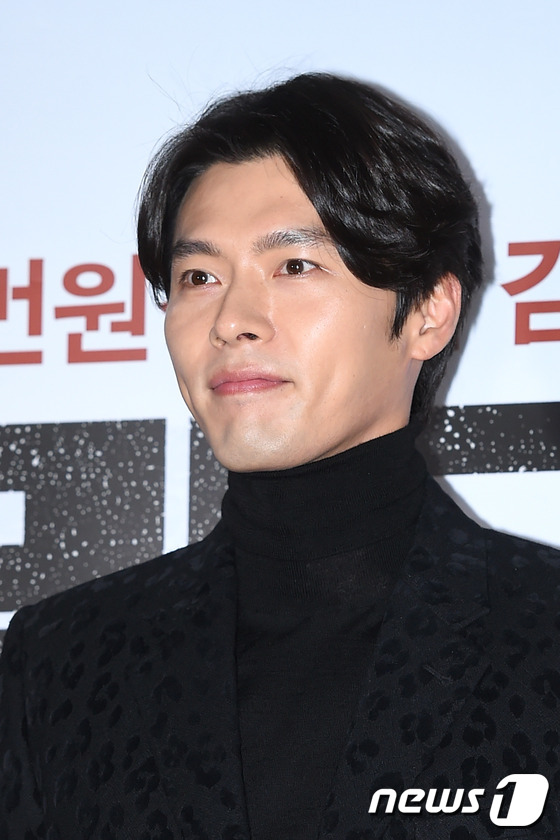 李鐘碩現身《喜馬拉雅》試映會 與玄彬同場比帥【組圖】