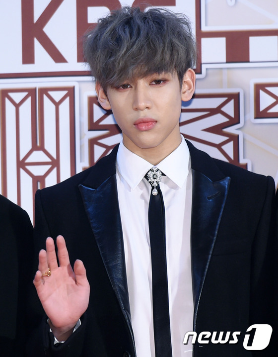 “KBS歌謠大祝祭”紅毯匯總 exo少女時代鄭容和Got7齊現身【組圖】