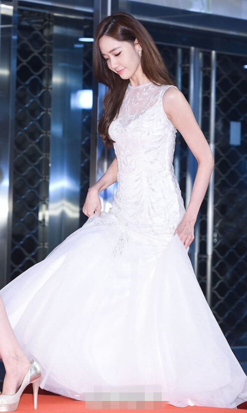 “KBS歌謠大祝祭”紅毯匯總 exo少女時代鄭容和Got7齊現身【組圖】