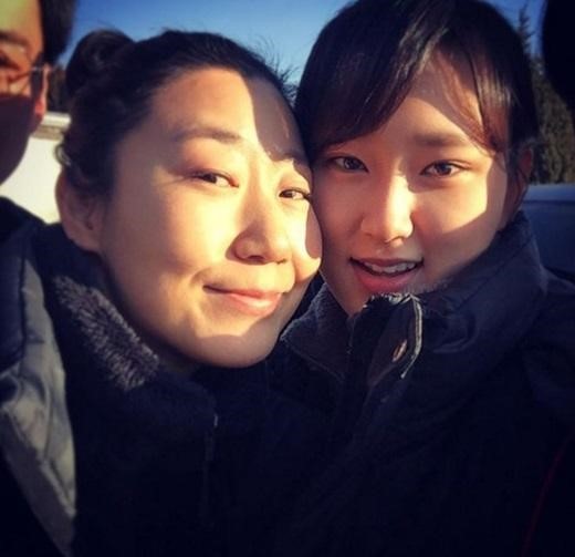 《請回答1988》本周大結局 惠利樸寶劍等依依不舍合影留念【組圖】