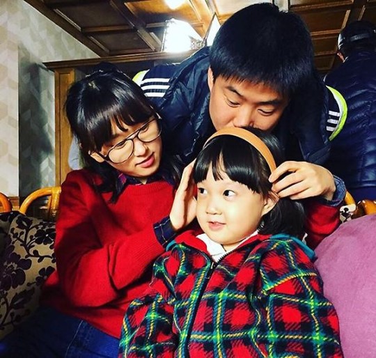 《請回答1988》本周大結局 惠利樸寶劍等依依不舍合影留念【組圖】