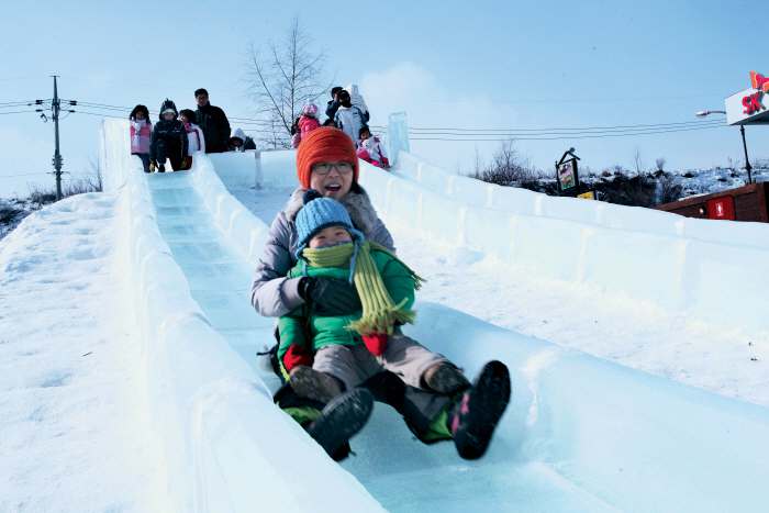 2016“大關嶺雪花節”在韓國江原道平昌郡開幕【組圖】