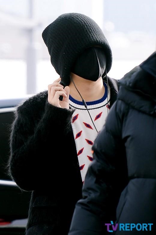 bigbang現身機場飛巴黎 權志龍黑帽遮臉顯神秘【組圖】 