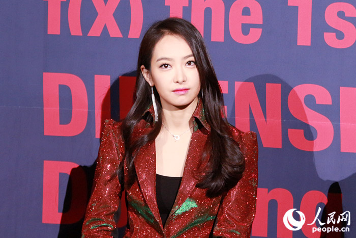 f(x)舉辦首場演唱會 宋茜公布官方粉絲團名為MeU【組圖】