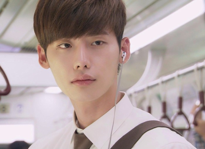 宋仲基李鐘碩樸海鎮安宰賢鐘漢良林志穎 中韓超強童顏男星全盤點【組圖】