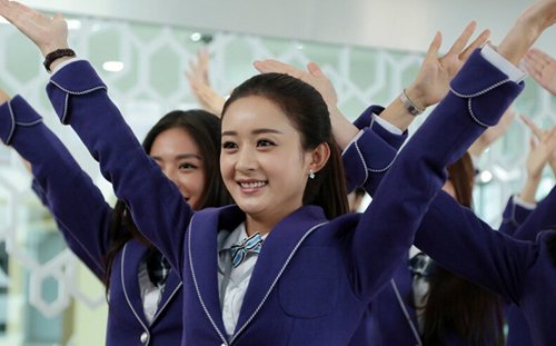 鹿晗《我去上學啦》花絮照曝光 易烊千璽宋慧喬吳亦凡等明星校服照盤點【組圖】