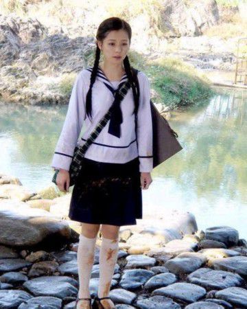 鹿晗《我去上學啦》花絮照曝光 易烊千璽宋慧喬吳亦凡等明星校服照盤點【組圖】