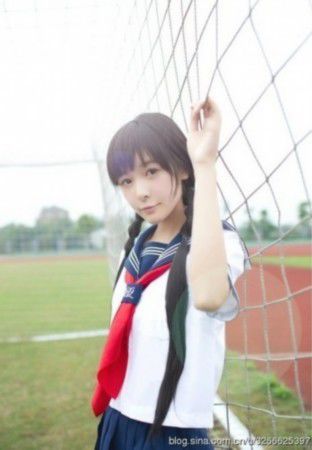 鹿晗《我去上學啦》花絮照曝光 易烊千璽宋慧喬吳亦凡等明星校服照盤點【組圖】