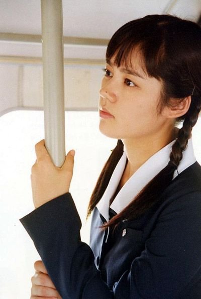 鹿晗《我去上學啦》花絮照曝光 易烊千璽宋慧喬吳亦凡等明星校服照盤點【組圖】