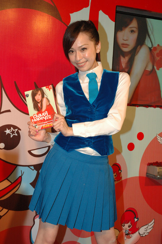 鹿晗《我去上學啦》花絮照曝光 易烊千璽宋慧喬吳亦凡等明星校服照盤點【組圖】