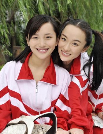 鹿晗《我去上學啦》花絮照曝光 易烊千璽宋慧喬吳亦凡等明星校服照盤點【組圖】