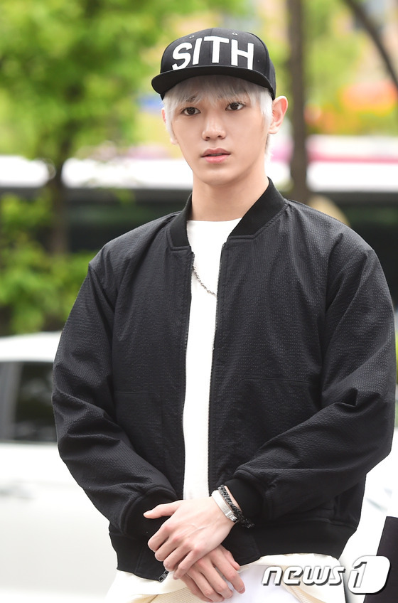 CNBLUE BTOB VIXX等現身上班路 韓國男團人氣大對決【組圖】