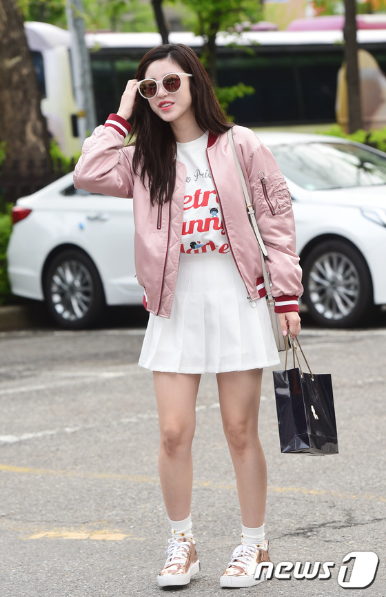 CNBLUE BTOB VIXX等現身上班路 韓國男團人氣大對決【組圖】