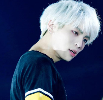 bigbang權志龍EXO燦烈世勛 韓男團中的銀發美少年盤點【組圖】