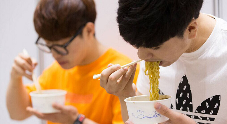 韓國舉辦“2016拉面博覽會” 各國拉面讓人大飽口福（組圖） 