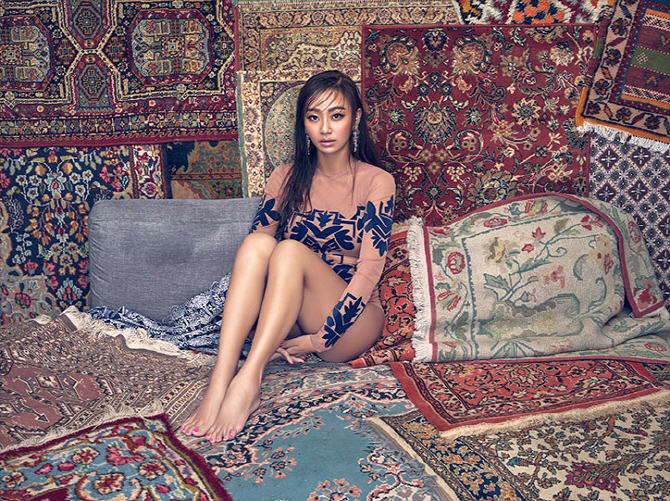 SISTAR新專輯宣傳照 孝琳昭宥等躺床秀性感美腿【組圖】