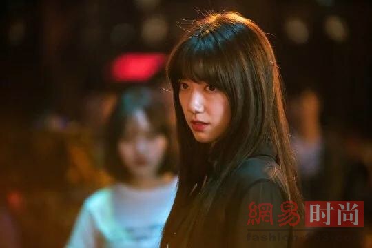 樸信惠新劇仍扮學生妹 違和感越來越強？【組圖】