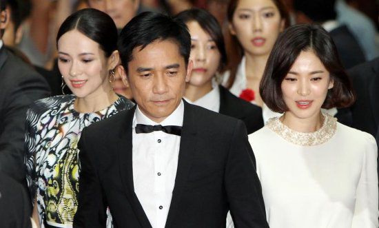 宋仲基吳彥祖全智賢范冰冰少女時代 中韓明星合照顏值PK【組圖】