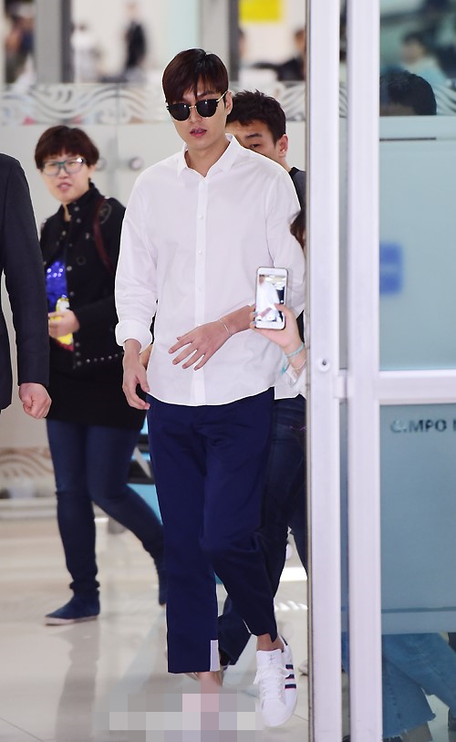 宋仲基權志龍金秀賢李敏鎬李鐘碩 韓國白衣男神全盤點【組圖】