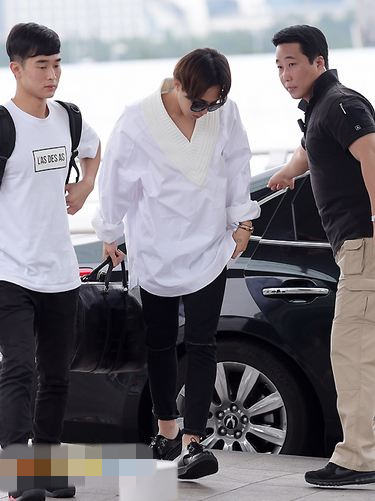 宋仲基權志龍金秀賢李敏鎬李鐘碩 韓國白衣男神全盤點【組圖】