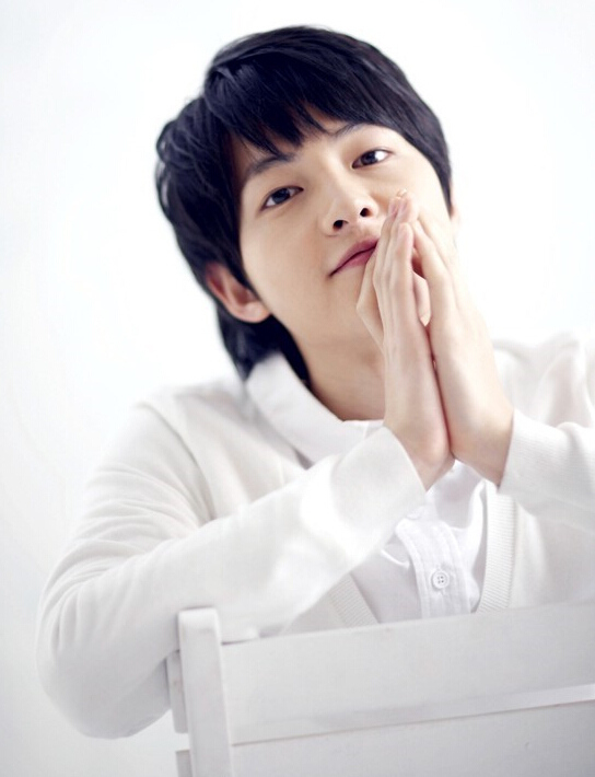 宋仲基權志龍金秀賢李敏鎬李鐘碩 韓國白衣男神全盤點【組圖】