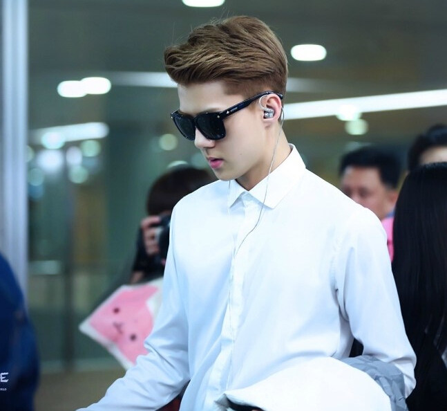 宋仲基權志龍金秀賢李敏鎬李鐘碩 韓國白衣男神全盤點【組圖】