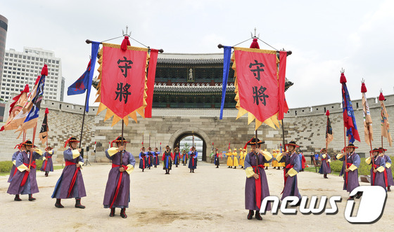 崇禮門把守儀式時隔8年重啟 游客可免費觀看【組圖】