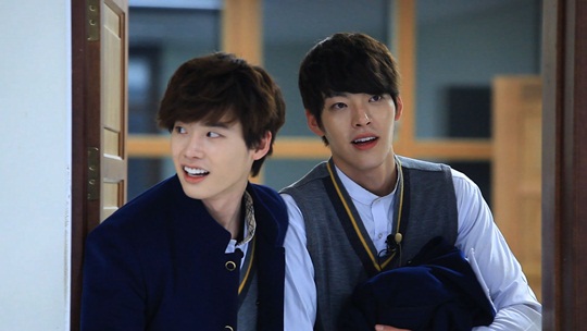 靈魂伴侶！李鐘碩金宇彬“相愛相殺” 新劇同期播出人氣PK【組圖】