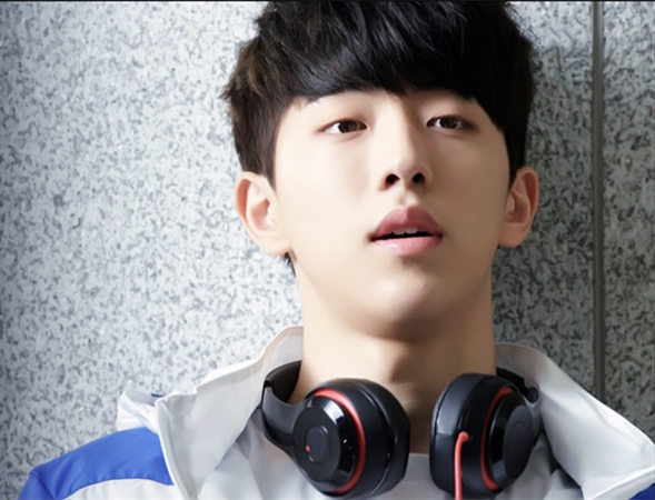 90后單眼皮男神代表：南柱赫、伯賢、李源根等