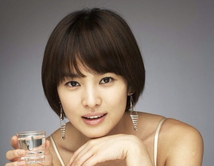 鄭爽短發美出新高度 盤點中韓女星驚艷短發造型【組圖】